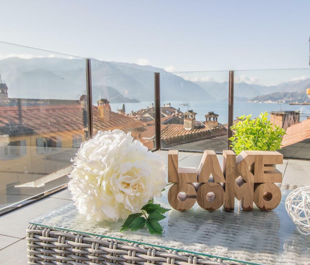 La Terrazza Di Marta Apartment วาเรนนา ภายนอก รูปภาพ
